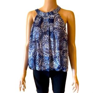 Beautiful navy blue and white top brand new size 3X only $12